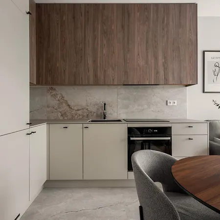 Airport City Center Mokotow Apartment *